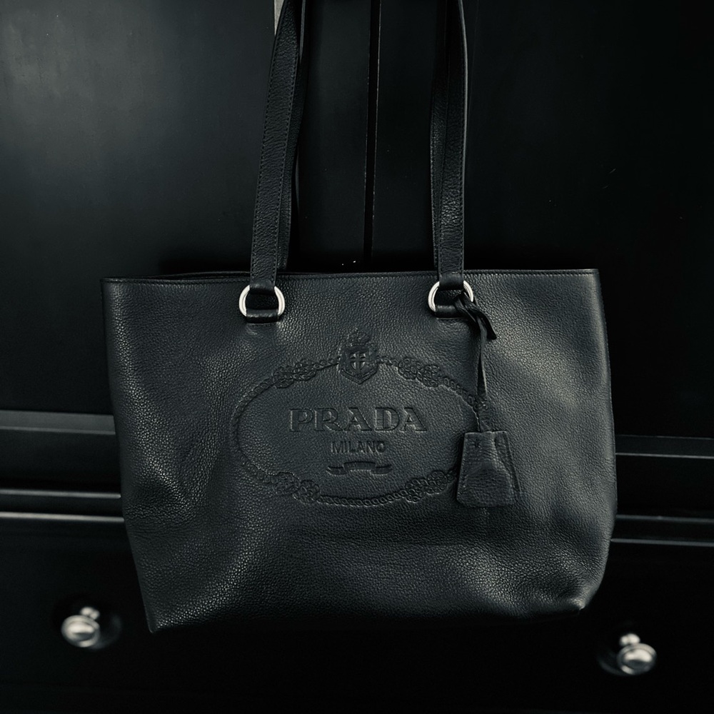 Sale! Authentic Prada Logo Embossed, Vitello Phenix Leather Tote - Picture 8 of 12